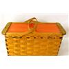 Image 2 : A WICKER HAMPER
