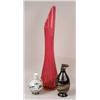 Image 1 : A RED ART GLASS VASE