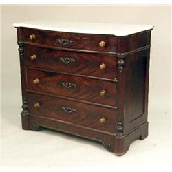 A VICTORIAN MAHOGANY SERPENTINE-FRONT MARBLE-TOP CHEST OF DRAWERS