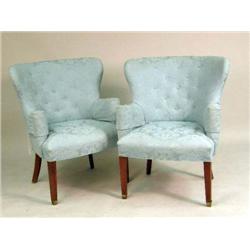 A PAIR OF GEORGIAN STYLE UPHOLSTERED ARMCHAIRS