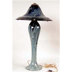 AN MARBLEIZED COBALT ART GLASS TABLE LAMP