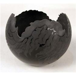 AN ONYX TO FROSTED ART GLASS BOWL