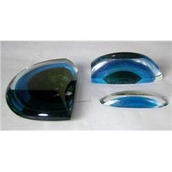 A COLORED ART GLASS SCULPTURE