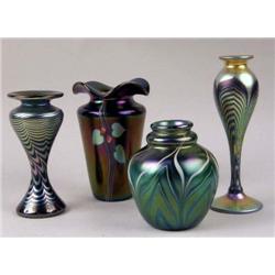 AN ASSORTED GROUP OF FOUR IRIDESCENT ART GLASS TABLE ARTICLES
