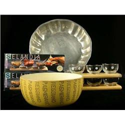 FOUR SETS OF GLASS SELANDIA BOWLS ON WOODEN BASES