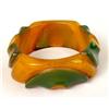 Image 2 : A BAKELITE GREEN AND AMBER BANGLE BRACELET