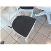 Image 8 : Crate & Barrel White Dining Table w/ 6 Chairs (middle section comes off to form round table)