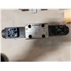 Image 8 : LOT OF MISC VALVE PARTS *SEE PICS FOR DETAILS*