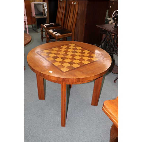 Wooden games table with inlaid game board 33  diameter