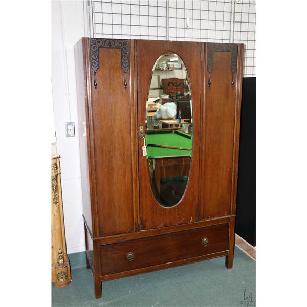 Antique English quarter cut oak, single door, single drawer wardrobe with bevelled glass mirror, not