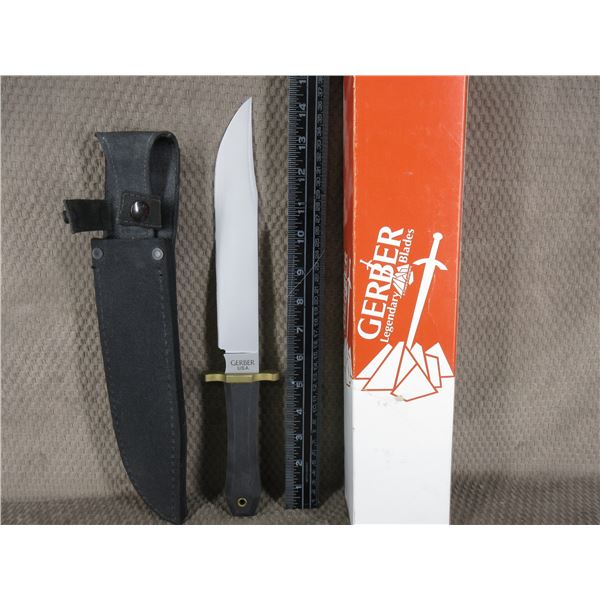Gerber Bowie Knife #5978 with Cloth Sheath