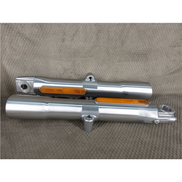Showa G59230R & L Harley Davidson Softail Fork Sliders