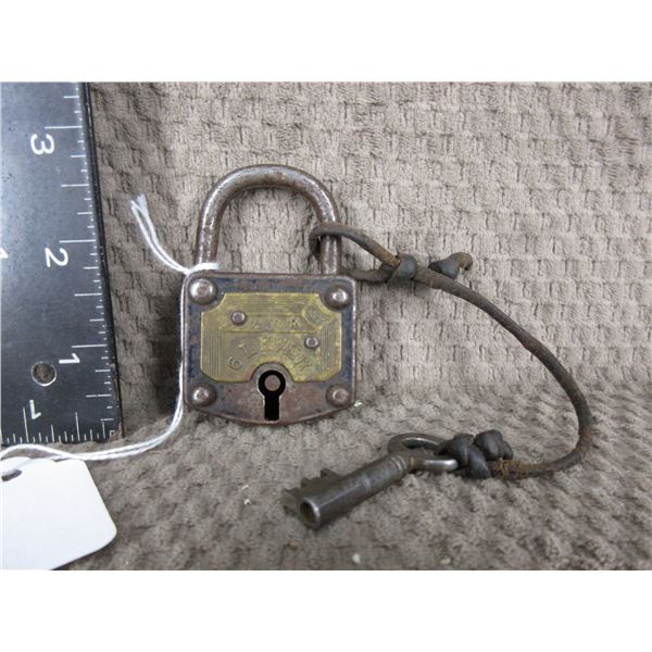 1 1/2 Tour 6 Lever Lock with Key and Works