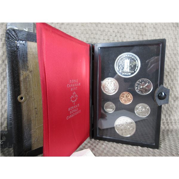 1976 Canada Double Dollar 7-Coin Proof Set in Case