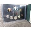Image 2 : 2002 - 8 Coin Proof Set with Voyage of Discovery Coin