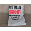 Image 2 : NEW - T-Shirt in 2XL - Guns are Like Boobs