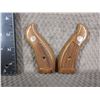 Image 1 : S&W Wood Grips Unknown Model