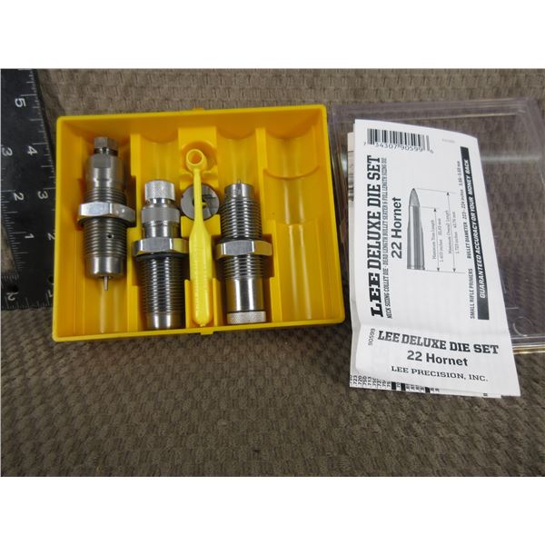 22 Hornet Lee Deluxe 3 Die Set with Shell Holder