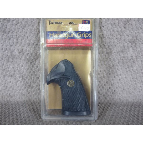 Colt Handgun Grips by Pachmayr fits D Frame