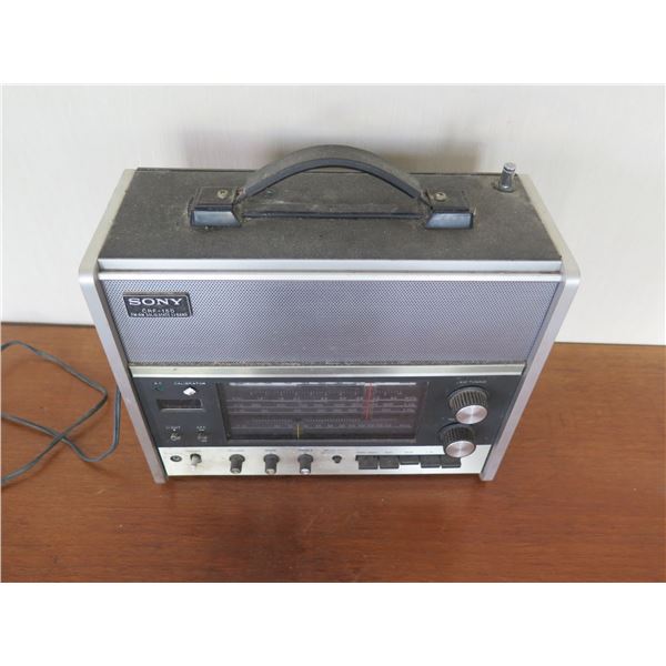 Vintage Sony CRF-150 FM-AM Solid State 13 Band Radio