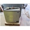 Image 2 : Manitowoc Ice Machine with Bin
