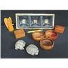 Image 1 : Serving Dish (Signed Annieglass 36/37), 3 Wooden Bowls, 2 Boxes, 2 Carved Turtles & Wooden Angel