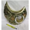 Image 1 : Wantech Int'l OK Lighting Round Vase? w/ Raised Floral Overlay 11"H
