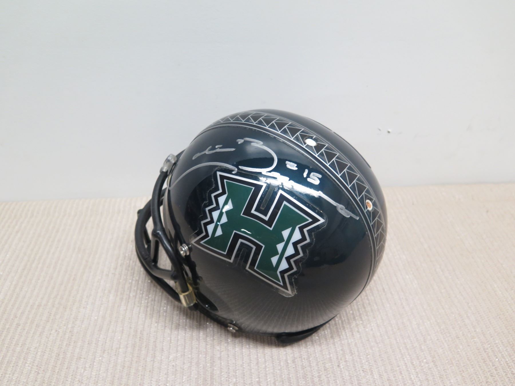 University Of Hawaii Football Helmet Signed By Colt Brennan NFL Redskins Oahu Auctions University Of Hawaii Football Helmet Signed By Colt Brennan NFL Redskins Oahu Auctions