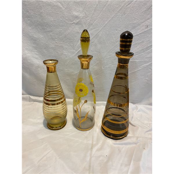 3 vintage decantors