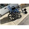 Image 2 : Wheel chair