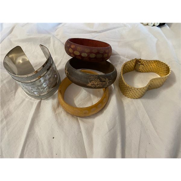 Lot Bangles