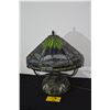 Image 1 : TIFFANY STYLE TABLE LAMP W/DRAGONFLY MOTIF (SLIGHT DAMAGE) (18" X 17")