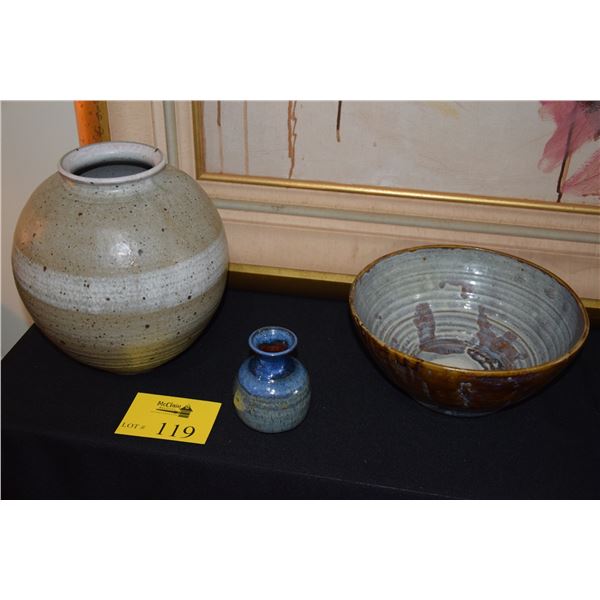 CERAMIC POTS & BOWL; SIGNED (3 PCS)