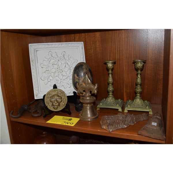 MIXED LOT: ANTIQUE & VINTAGE FINIALS, CANDLE STICKS & ARCHITECTURAL FORMS (11 PCS)