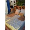 Image 3 : KING SIZE DOVET COVER, 5 EURO SHAMS (26" X 26")  (W/2 PILLOWS), 2 PILLOWS (12" X 20"), 2 PILLOW CASE