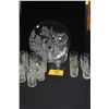 Image 1 : ETCHED GLASS PLATE, PITCHER & GLASSES (ARTS HAWAII) (14 PCS)