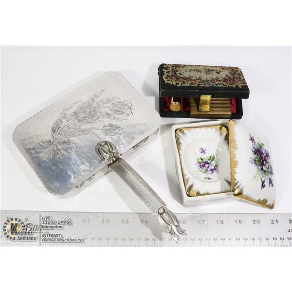 VINTAGE 4 PC ASHTRAY SET HAND PAINTED