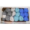 Image 1 : LOT OF YARN 17 BALLS