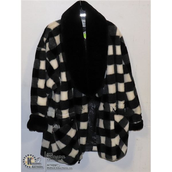 VOTRE NOM LADIES WINTER COAT SIZE XL