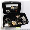 Image 1 : JEWELRY BOX WITH CONTENTS