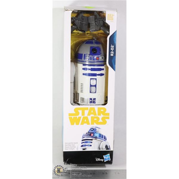 R2 D2 STAR WARS FIGURE