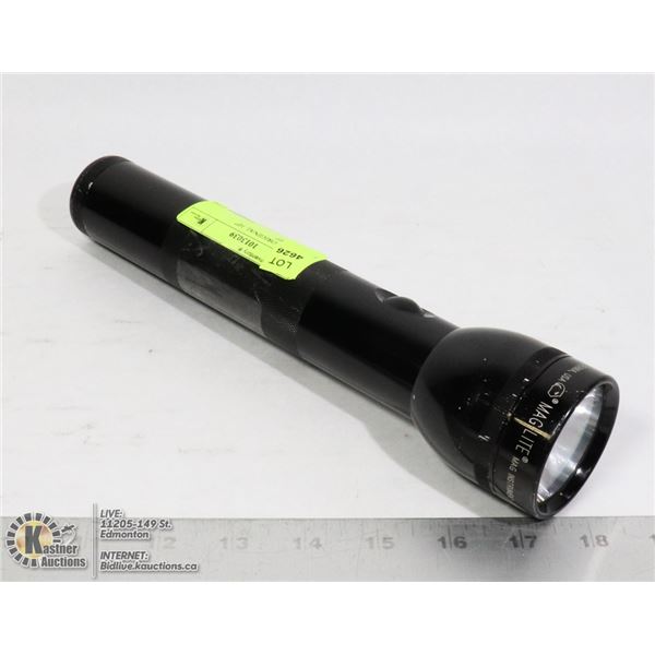 MAG-LITE ORIGINAL 10" FLASHLIGHT