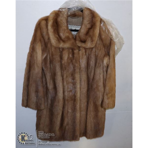 VINTAGE FINE FURS AND LEATHERS HURTIG FUR COAT
