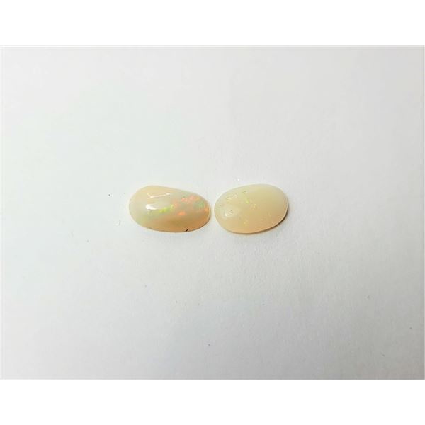 15)  LOT OF 2 OVAL SHAPED CREAM COLORED