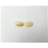 Image 1 : 15)  LOT OF 2 OVAL SHAPED CREAM COLORED