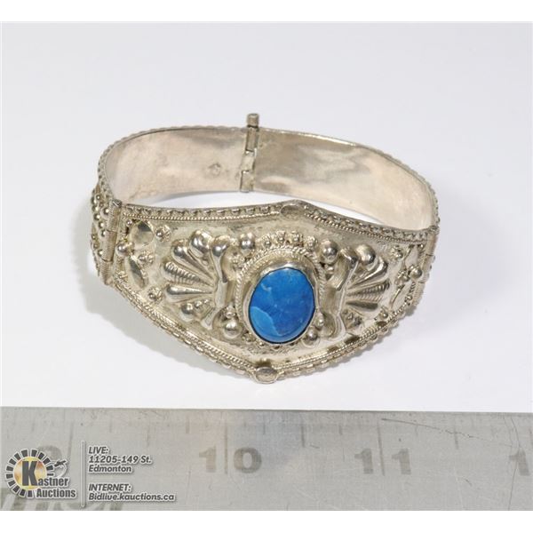 INTRICATE BRAZILIAN SILVER CUFF 925 WITH APATITE