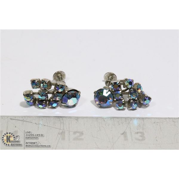 VINTAGE SCREW ON DROP EARRINGS