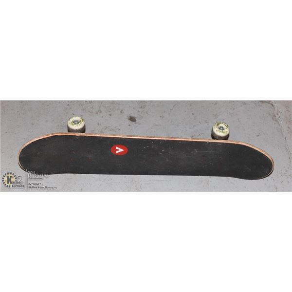 AIR WALK SKATE BOARD