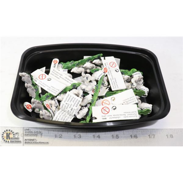 MUTE CYGNET SWANS SCHLEICH DOZEN