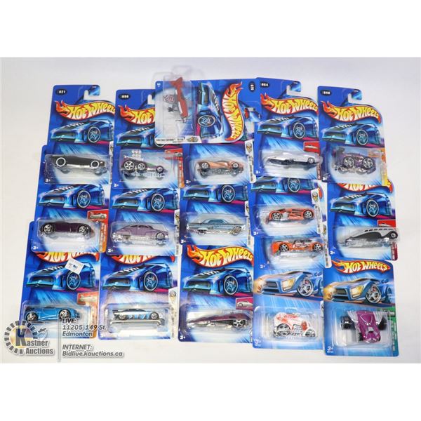 17 HOT WHEELS - 2004 FIRST EDITIONS NEW IN PACKAGE